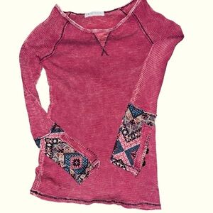 Americanable Thermal Long Sleeve Top with Fancy Aztec Print Sleeeves